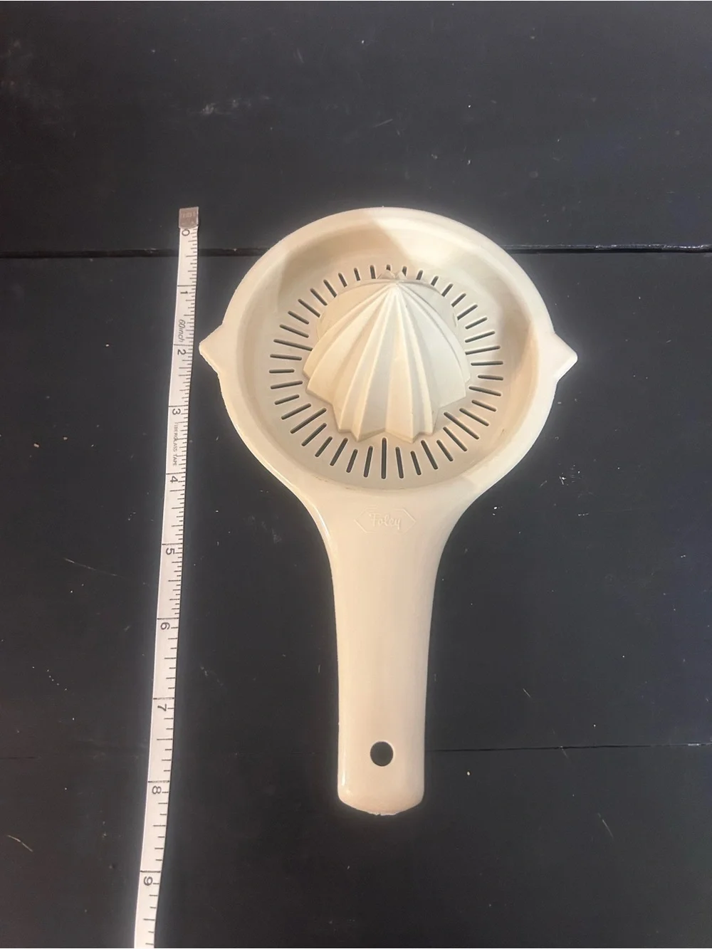 Vintage Foley Plastic Handheld Citrus Juicer Reamer Strainer